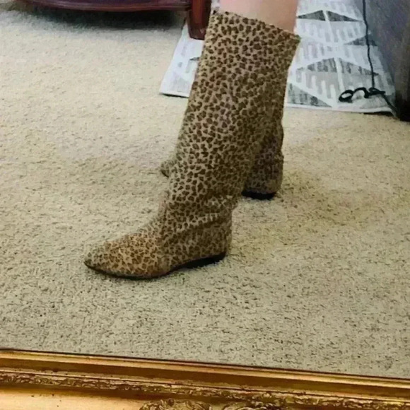 Creations by Tony Lama 80s Soft Fuzzy Leopard Print Boots - Picture 2 of 12